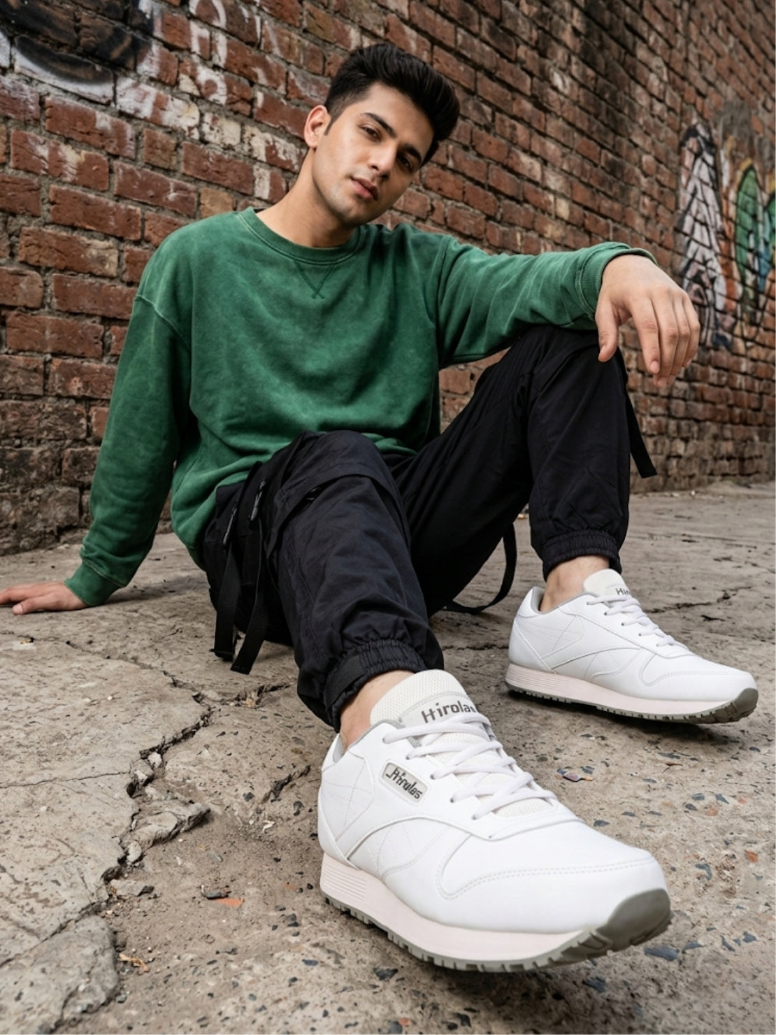 Multisport Sneaker Shoes- White (HRL1801W)