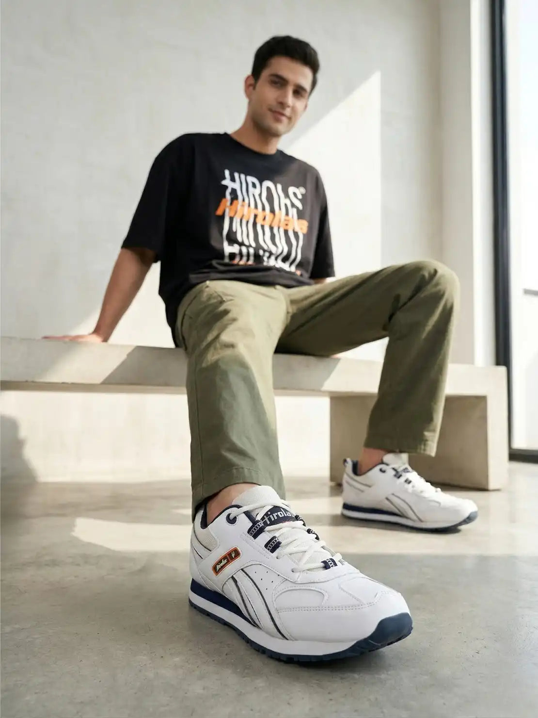 Multisport Sneaker Shoes- White (HRL1844W)