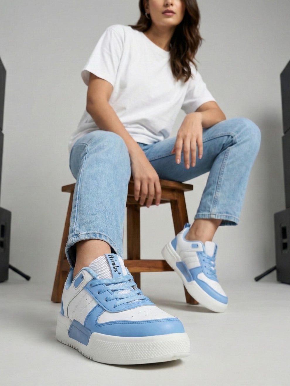 Urbania Women Everyday Comfort Sneaker_Shoes - White/Blue